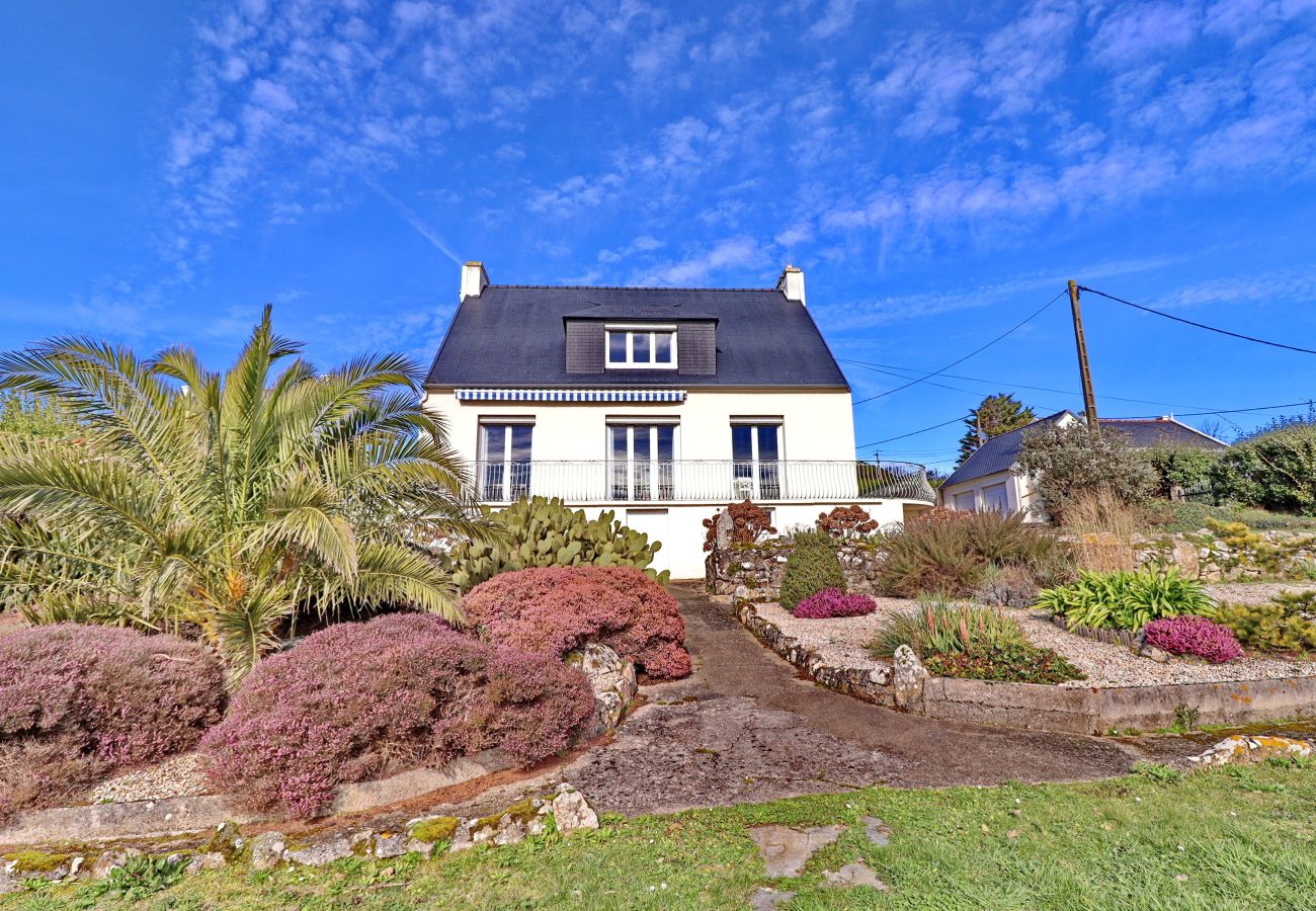 Südfassade mit Blick auf das Meer