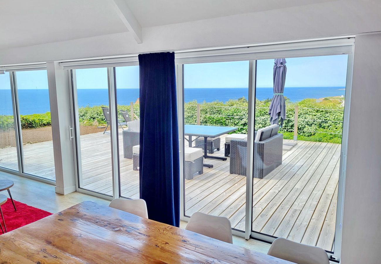 vacation home with fantastic view of Audierne Bay