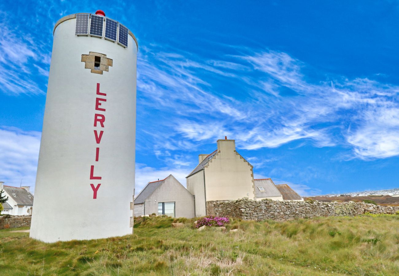 Lervily lighthouse 100m away